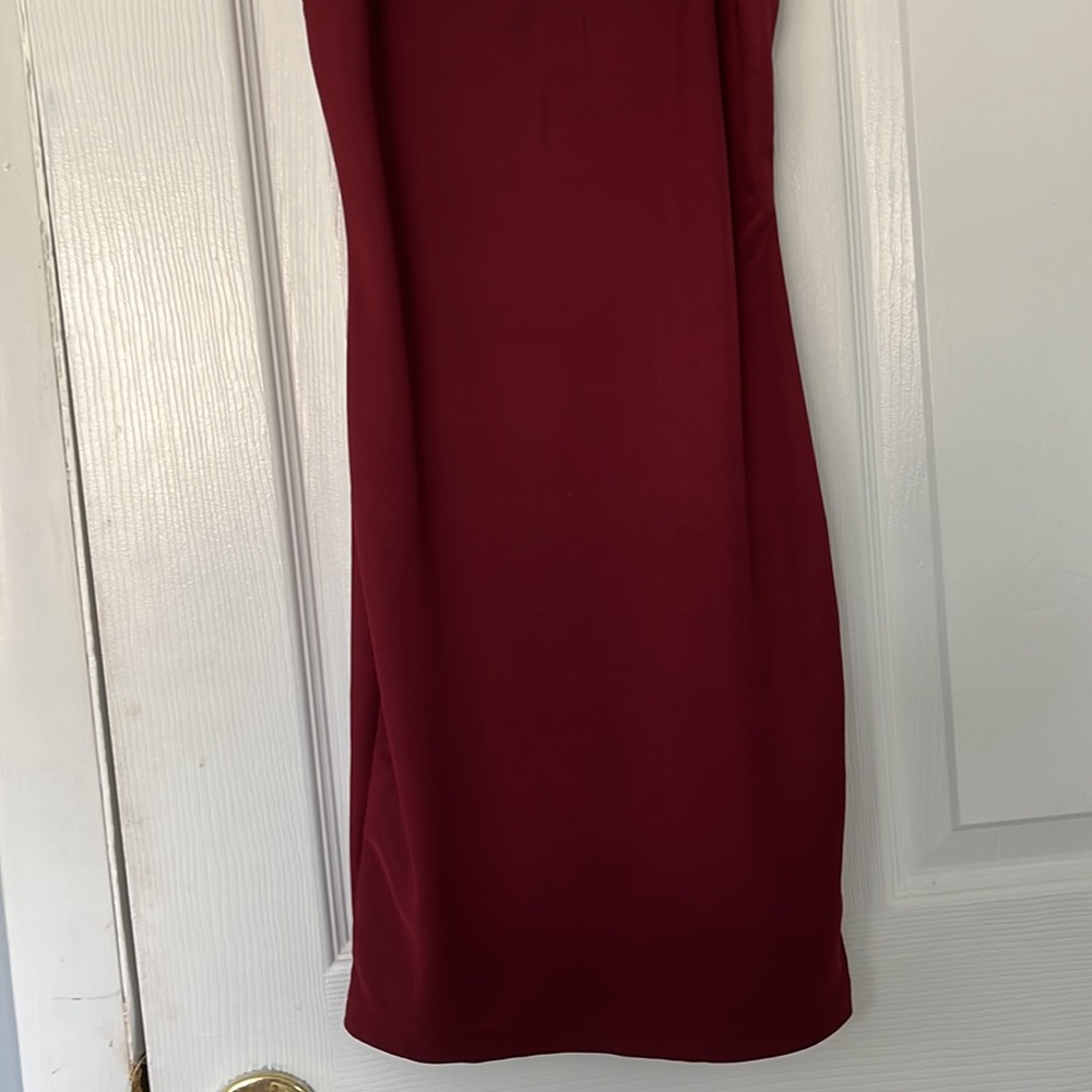 Dress - Picture 3 of 4
